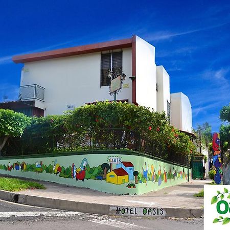 Hotel Oasis San Salvador Exterior photo
